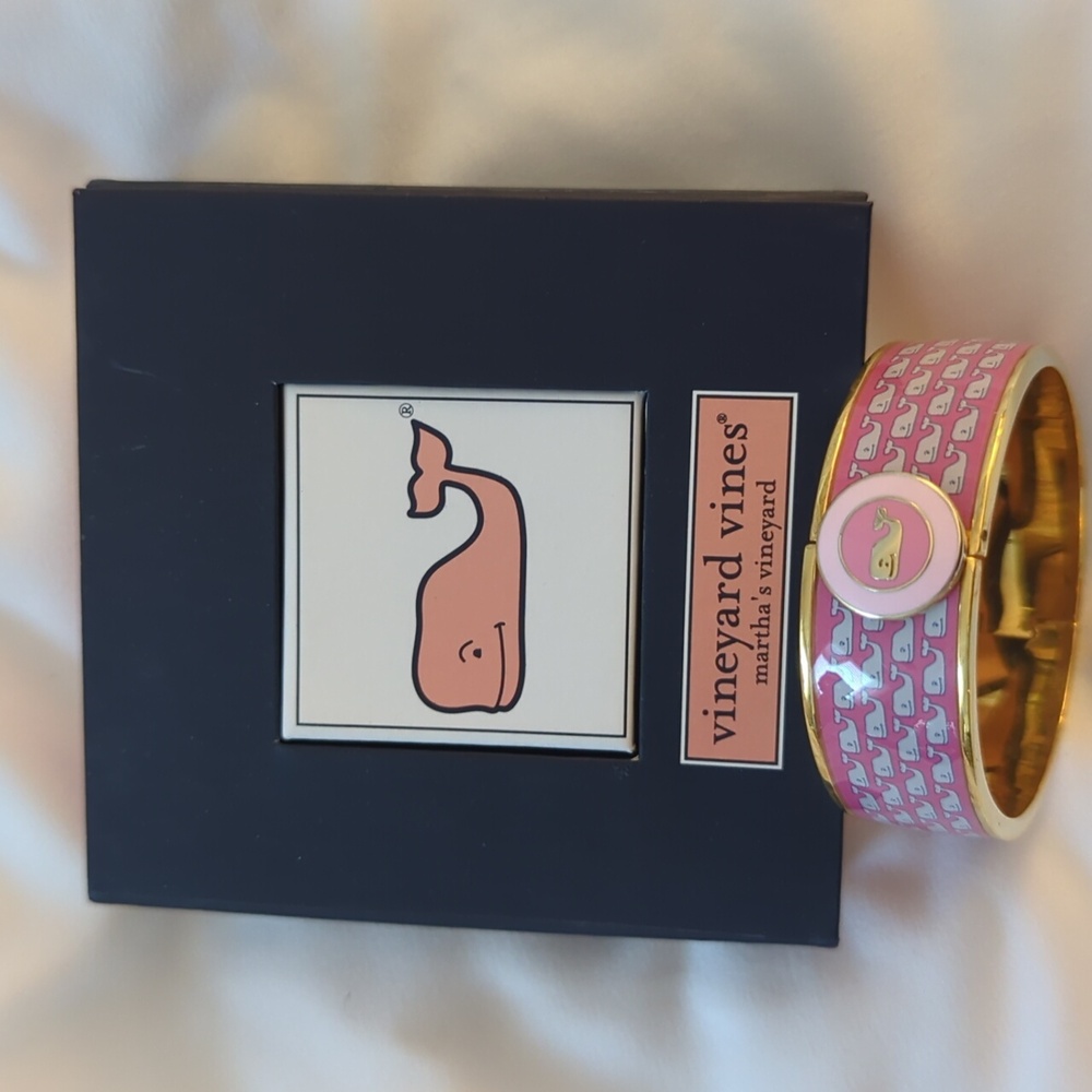 Vineyard Vines bangle bracelet New